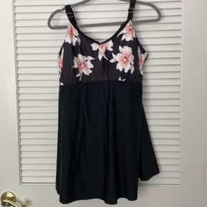 Women’s Swim Suit Black Skirt Floral Too Size 3XL